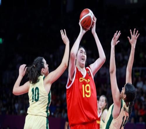 女籃霸主挖墻腳失敗2米26張子宇加盟山東隊(duì)：WCBA格局或大變天